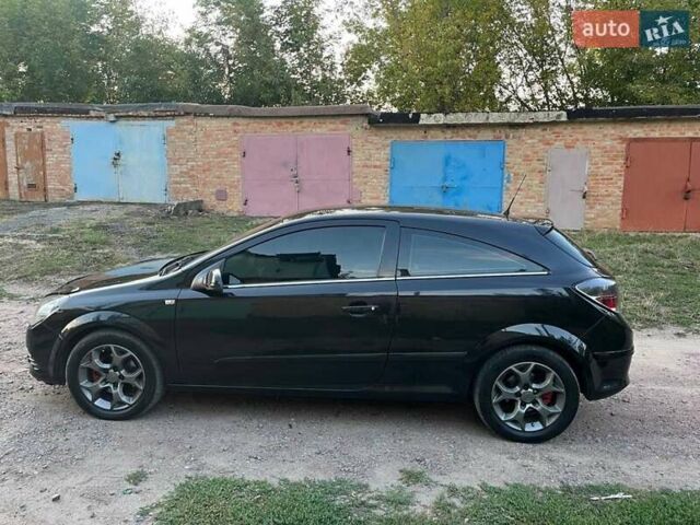 Черный Опель Астра, объемом двигателя 1.7 л и пробегом 320 тыс. км за 4500 $, фото 6 на Automoto.ua