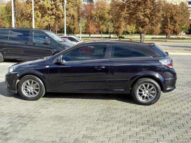 Черный Опель Астра, объемом двигателя 1.4 л и пробегом 185 тыс. км за 5350 $, фото 3 на Automoto.ua