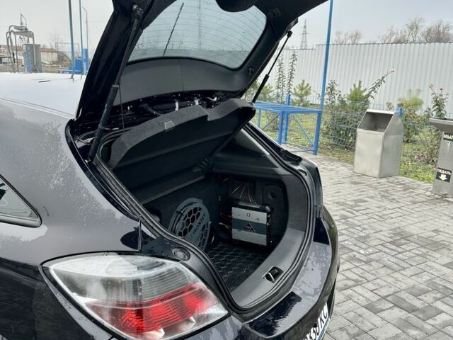 Черный Опель Астра, объемом двигателя 1.6 л и пробегом 201 тыс. км за 5300 $, фото 8 на Automoto.ua