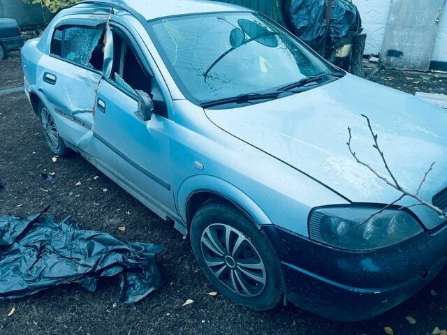 Черный Опель Астра, объемом двигателя 2 л и пробегом 300 тыс. км за 1300 $, фото 2 на Automoto.ua