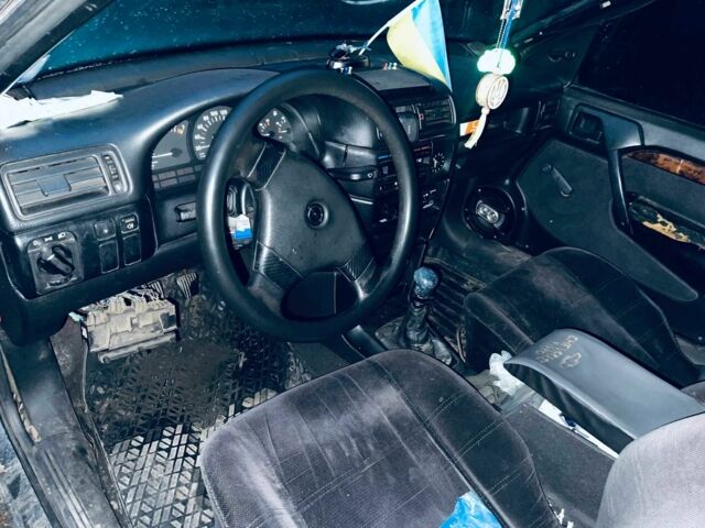 Черный Опель Астра, объемом двигателя 2 л и пробегом 300 тыс. км за 1300 $, фото 12 на Automoto.ua