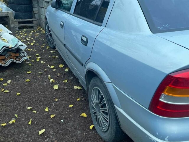 Черный Опель Астра, объемом двигателя 2 л и пробегом 300 тыс. км за 1300 $, фото 4 на Automoto.ua