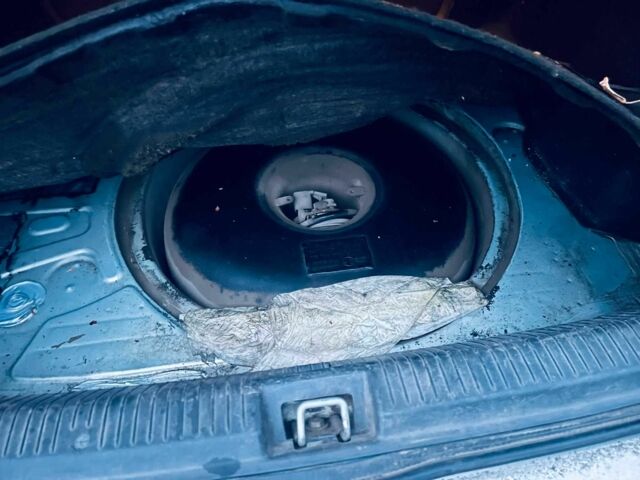 Черный Опель Астра, объемом двигателя 2 л и пробегом 300 тыс. км за 1300 $, фото 8 на Automoto.ua