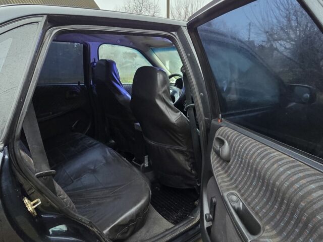 Чорний Опель Астра, об'ємом двигуна 1.6 л та пробігом 350 тис. км за 1800 $, фото 8 на Automoto.ua