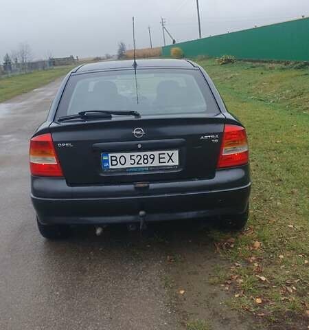 Черный Опель Астра, объемом двигателя 1.6 л и пробегом 171 тыс. км за 2199 $, фото 1 на Automoto.ua