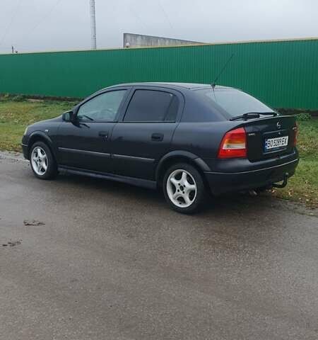 Черный Опель Астра, объемом двигателя 1.6 л и пробегом 171 тыс. км за 2199 $, фото 2 на Automoto.ua