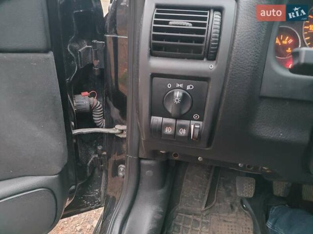 Черный Опель Астра, объемом двигателя 2 л и пробегом 350 тыс. км за 3199 $, фото 3 на Automoto.ua