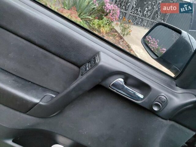 Черный Опель Астра, объемом двигателя 2 л и пробегом 350 тыс. км за 3199 $, фото 8 на Automoto.ua