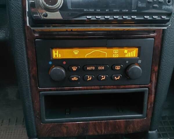 Черный Опель Астра, объемом двигателя 2 л и пробегом 350 тыс. км за 3199 $, фото 1 на Automoto.ua