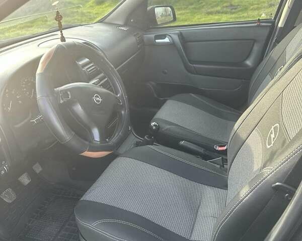 Чорний Опель Астра, об'ємом двигуна 1.4 л та пробігом 215 тис. км за 3500 $, фото 8 на Automoto.ua