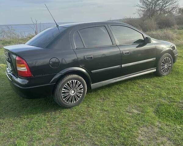 Чорний Опель Астра, об'ємом двигуна 1.4 л та пробігом 215 тис. км за 3500 $, фото 1 на Automoto.ua