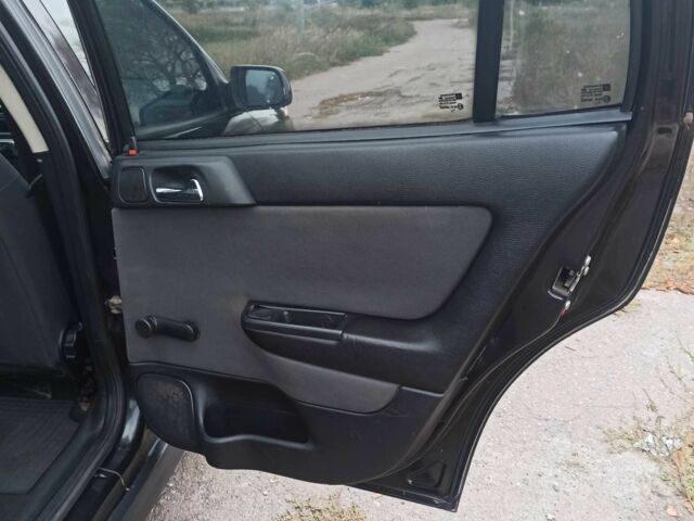 Черный Опель Астра, объемом двигателя 1.4 л и пробегом 282 тыс. км за 2000 $, фото 10 на Automoto.ua