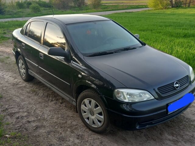 Черный Опель Астра, объемом двигателя 0 л и пробегом 340 тыс. км за 3000 $, фото 2 на Automoto.ua