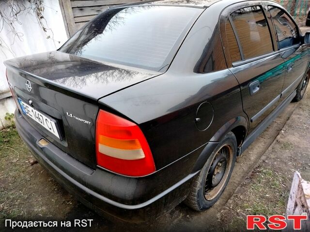 Чорний Опель Астра, об'ємом двигуна 1.4 л та пробігом 210 тис. км за 3700 $, фото 3 на Automoto.ua