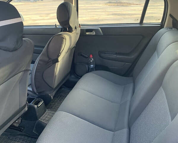 Черный Опель Астра, объемом двигателя 1.4 л и пробегом 216 тыс. км за 3500 $, фото 6 на Automoto.ua