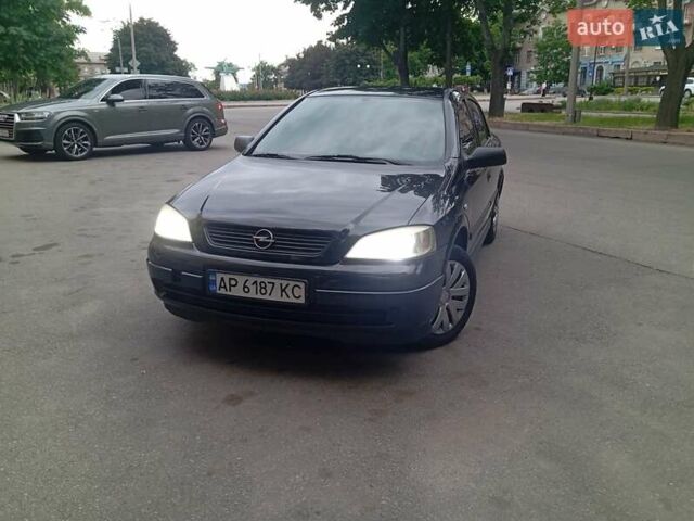 Чорний Опель Астра, об'ємом двигуна 1.36 л та пробігом 225 тис. км за 3790 $, фото 15 на Automoto.ua