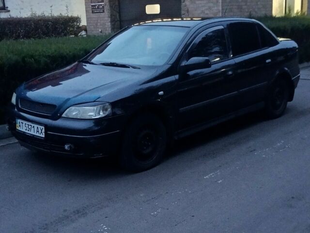 Черный Опель Астра, объемом двигателя 1.4 л и пробегом 214 тыс. км за 1800 $, фото 5 на Automoto.ua