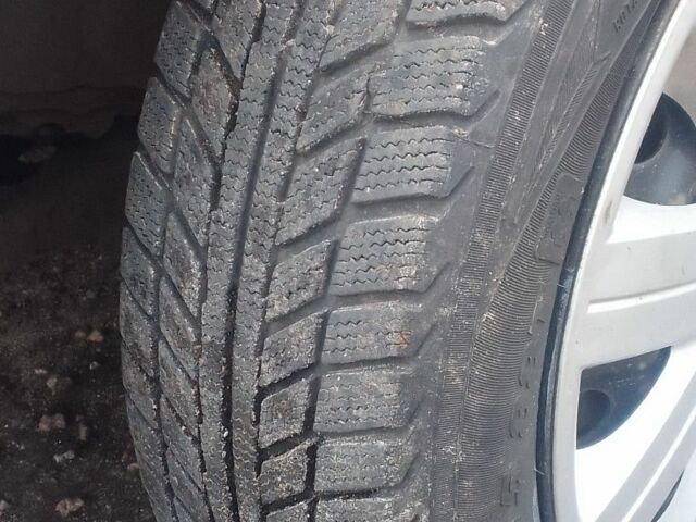 Черный Опель Астра, объемом двигателя 1.4 л и пробегом 351 тыс. км за 3333 $, фото 5 на Automoto.ua