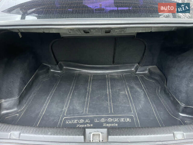 Черный Опель Астра, объемом двигателя 1.6 л и пробегом 150 тыс. км за 3800 $, фото 18 на Automoto.ua