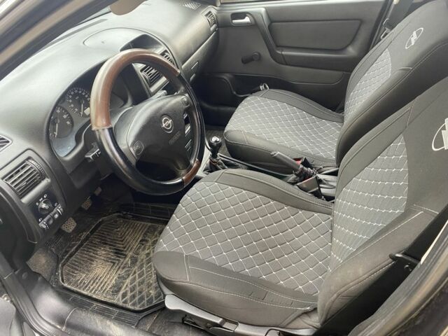 Чорний Опель Астра, об'ємом двигуна 1.4 л та пробігом 198 тис. км за 3750 $, фото 4 на Automoto.ua