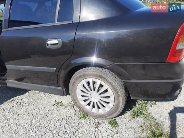 Чорний Опель Астра, об'ємом двигуна 1.6 л та пробігом 220 тис. км за 3500 $, фото 28 на Automoto.ua