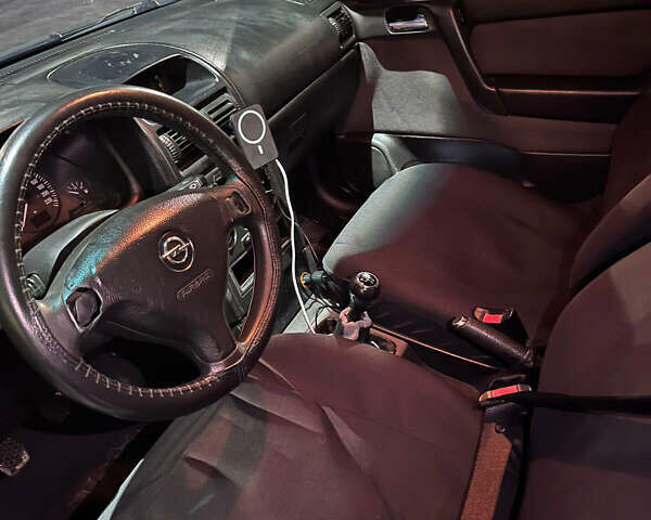 Чорний Опель Астра, об'ємом двигуна 1.4 л та пробігом 338 тис. км за 2300 $, фото 9 на Automoto.ua