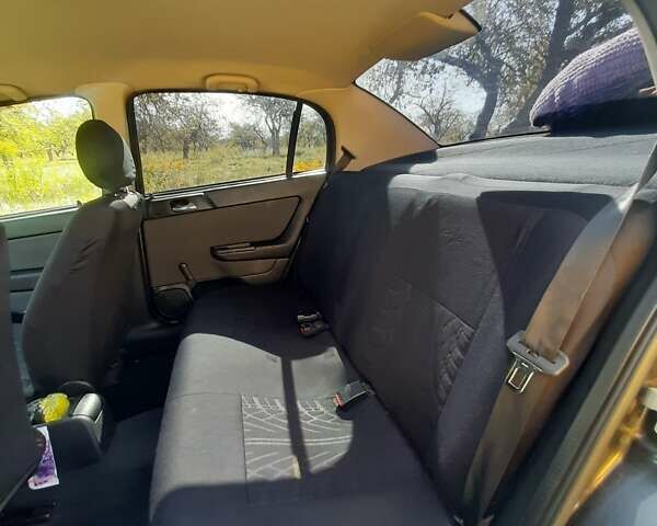 Чорний Опель Астра, об'ємом двигуна 1.6 л та пробігом 220 тис. км за 3500 $, фото 5 на Automoto.ua