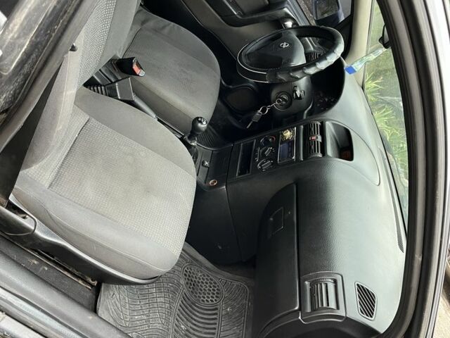 Черный Опель Астра, объемом двигателя 1.4 л и пробегом 1000 тыс. км за 2500 $, фото 7 на Automoto.ua