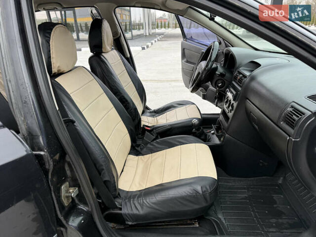 Чорний Опель Астра, об'ємом двигуна 1.6 л та пробігом 212 тис. км за 2999 $, фото 15 на Automoto.ua