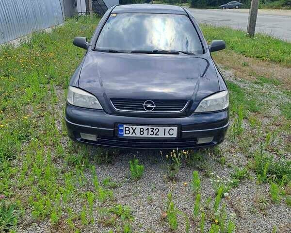 Черный Опель Астра, объемом двигателя 1.36 л и пробегом 275 тыс. км за 3000 $, фото 2 на Automoto.ua