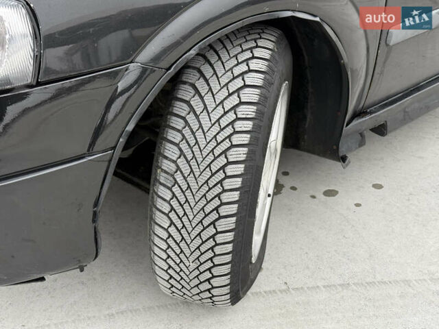 Чорний Опель Астра, об'ємом двигуна 1.6 л та пробігом 212 тис. км за 2999 $, фото 2 на Automoto.ua