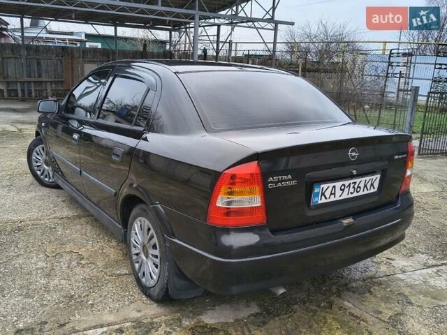 Чорний Опель Астра, об'ємом двигуна 1.4 л та пробігом 250 тис. км за 3999 $, фото 5 на Automoto.ua