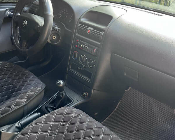 Чорний Опель Астра, об'ємом двигуна 1.4 л та пробігом 209 тис. км за 5000 $, фото 10 на Automoto.ua