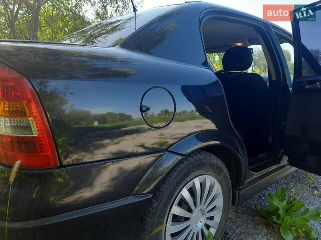 Чорний Опель Астра, об'ємом двигуна 1.6 л та пробігом 220 тис. км за 3500 $, фото 15 на Automoto.ua