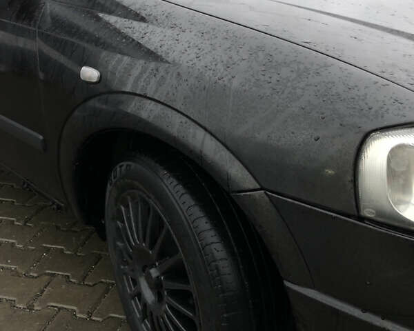 Черный Опель Астра, объемом двигателя 1.36 л и пробегом 292 тыс. км за 2700 $, фото 8 на Automoto.ua