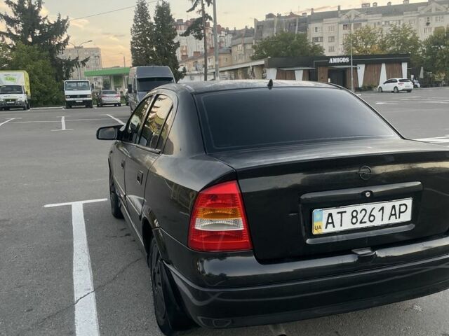 Черный Опель Астра, объемом двигателя 1.4 л и пробегом 278 тыс. км за 2699 $, фото 4 на Automoto.ua