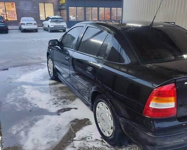 Опель Астра 2007 у Нетешине на Automoto.ua Чорний Опель Астра, об'ємом двигуна 1.36 л та пробігом 352 тис. км за 4200 $, фото 2 на Automoto.ua