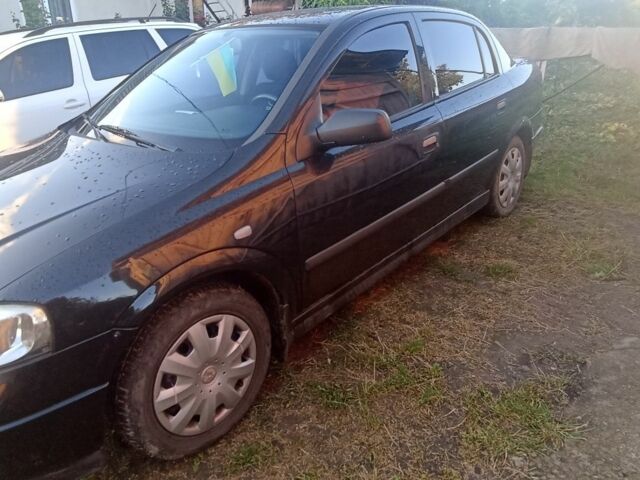 Черный Опель Астра, объемом двигателя 1.4 л и пробегом 129 тыс. км за 3700 $, фото 14 на Automoto.ua