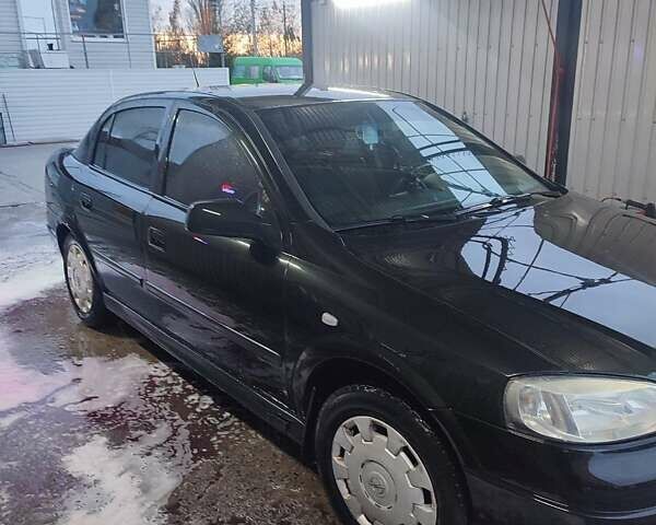 Опель Астра 2007 у Нетешине на Automoto.ua Чорний Опель Астра, об'ємом двигуна 1.36 л та пробігом 352 тис. км за 4200 $, фото 3 на Automoto.ua