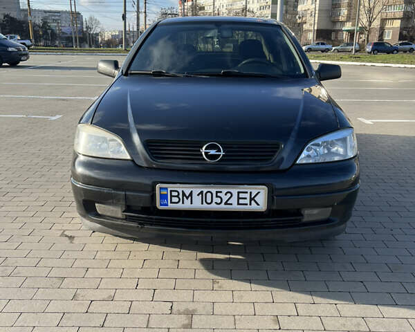 Черный Опель Астра, объемом двигателя 1.36 л и пробегом 178 тыс. км за 4000 $, фото 4 на Automoto.ua