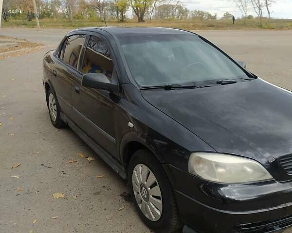 Опель Астра 2007 в Первомайском на Automoto.ua Черный Опель Астра, объемом двигателя 1.4 л и пробегом 207 тыс. км за 2450 $, фото 3 на Automoto.ua