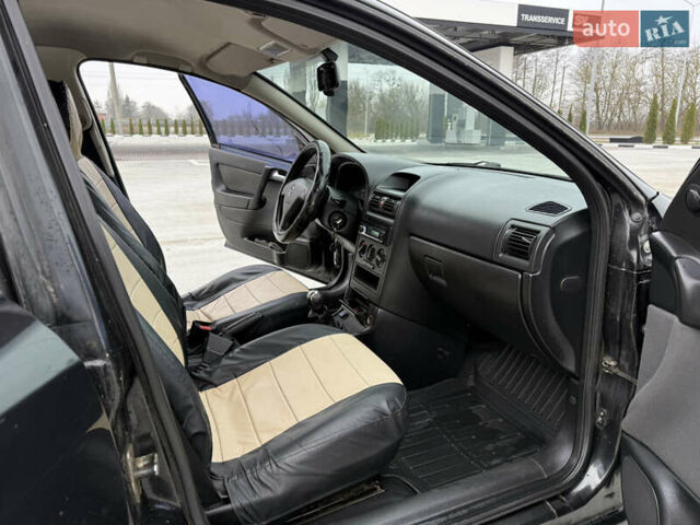 Чорний Опель Астра, об'ємом двигуна 1.6 л та пробігом 212 тис. км за 2999 $, фото 14 на Automoto.ua