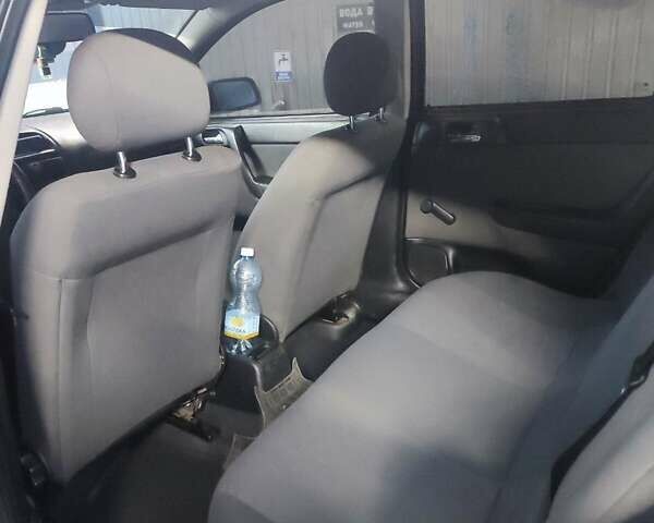 Опель Астра 2007 у Нетешине на Automoto.ua Чорний Опель Астра, об'ємом двигуна 1.36 л та пробігом 352 тис. км за 4200 $, фото 6 на Automoto.ua