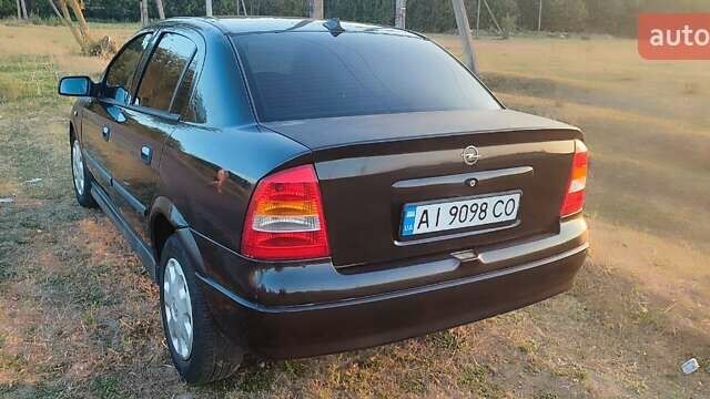 Чорний Опель Астра, об'ємом двигуна 1.4 л та пробігом 281 тис. км за 2500 $, фото 7 на Automoto.ua