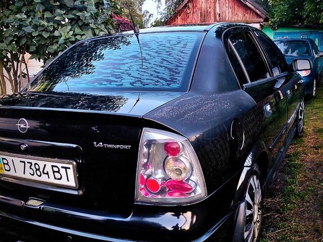 Черный Опель Астра, объемом двигателя 1.4 л и пробегом 0 тыс. км за 4200 $, фото 3 на Automoto.ua