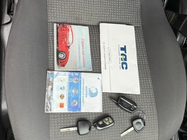 Черный Опель Астра, объемом двигателя 1.4 л и пробегом 160 тыс. км за 4000 $, фото 15 на Automoto.ua