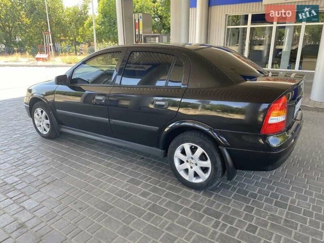 Чорний Опель Астра, об'ємом двигуна 1.4 л та пробігом 107 тис. км за 4800 $, фото 9 на Automoto.ua