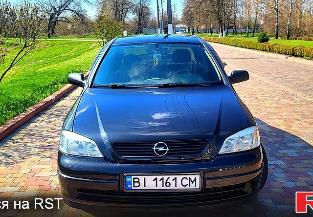 Чорний Опель Астра, об'ємом двигуна 1.6 л та пробігом 260 тис. км за 4150 $, фото 5 на Automoto.ua