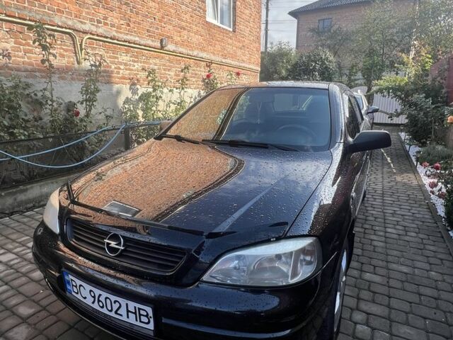 Черный Опель Астра, объемом двигателя 1.6 л и пробегом 151 тыс. км за 3700 $, фото 2 на Automoto.ua