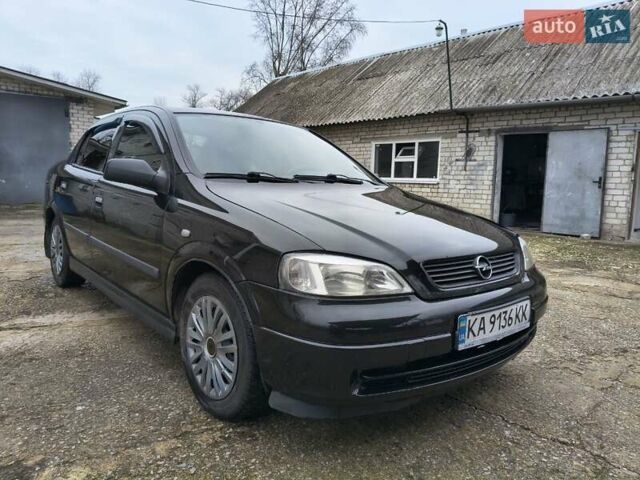 Чорний Опель Астра, об'ємом двигуна 1.4 л та пробігом 250 тис. км за 3999 $, фото 6 на Automoto.ua